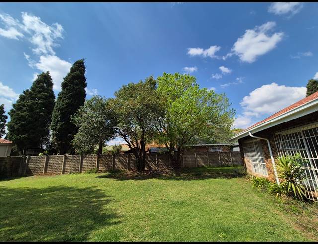 2 BEDROOM HOUSE FOR SALE IN VANDERBIJLPARK SE 4